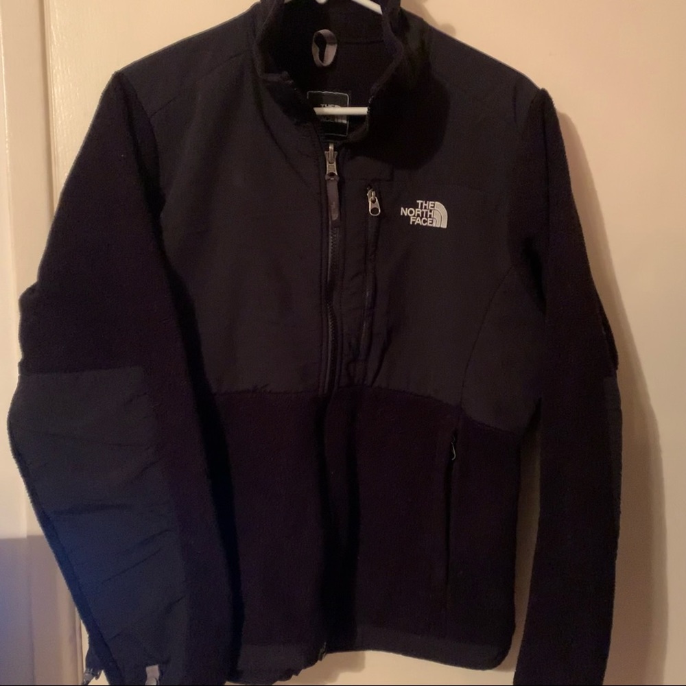 Classic North Face Denali Fleece! Great condition!
